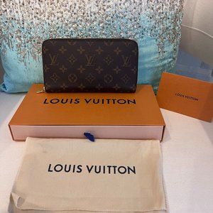 Louis Vuitton Zippy Organizer Wallet Mint Condition